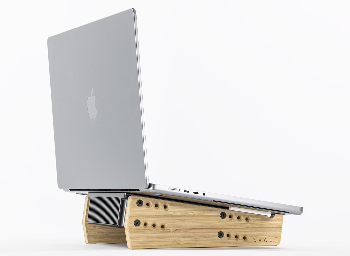 SVALT Cooling Stand model MxSW-lo for silent thermally conductive heatsink cooling performance with Apple laptops 2021+ 16-inch and 14-inch MacBook Pro and 2022+ 15-inch and 13-inch MacBook Air