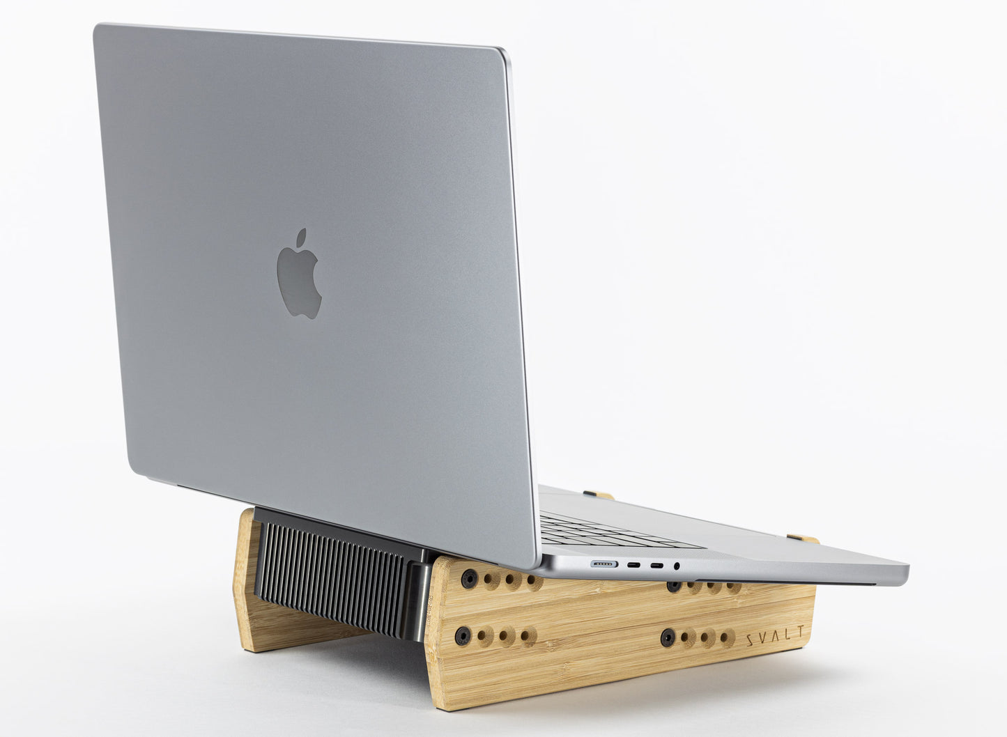 SVALT Cooling Stand model MxSW-lo for silent thermally conductive heatsink cooling performance with Apple laptops 2021+ 16-inch and 14-inch MacBook Pro and 2022+ 15-inch and 13-inch MacBook Air